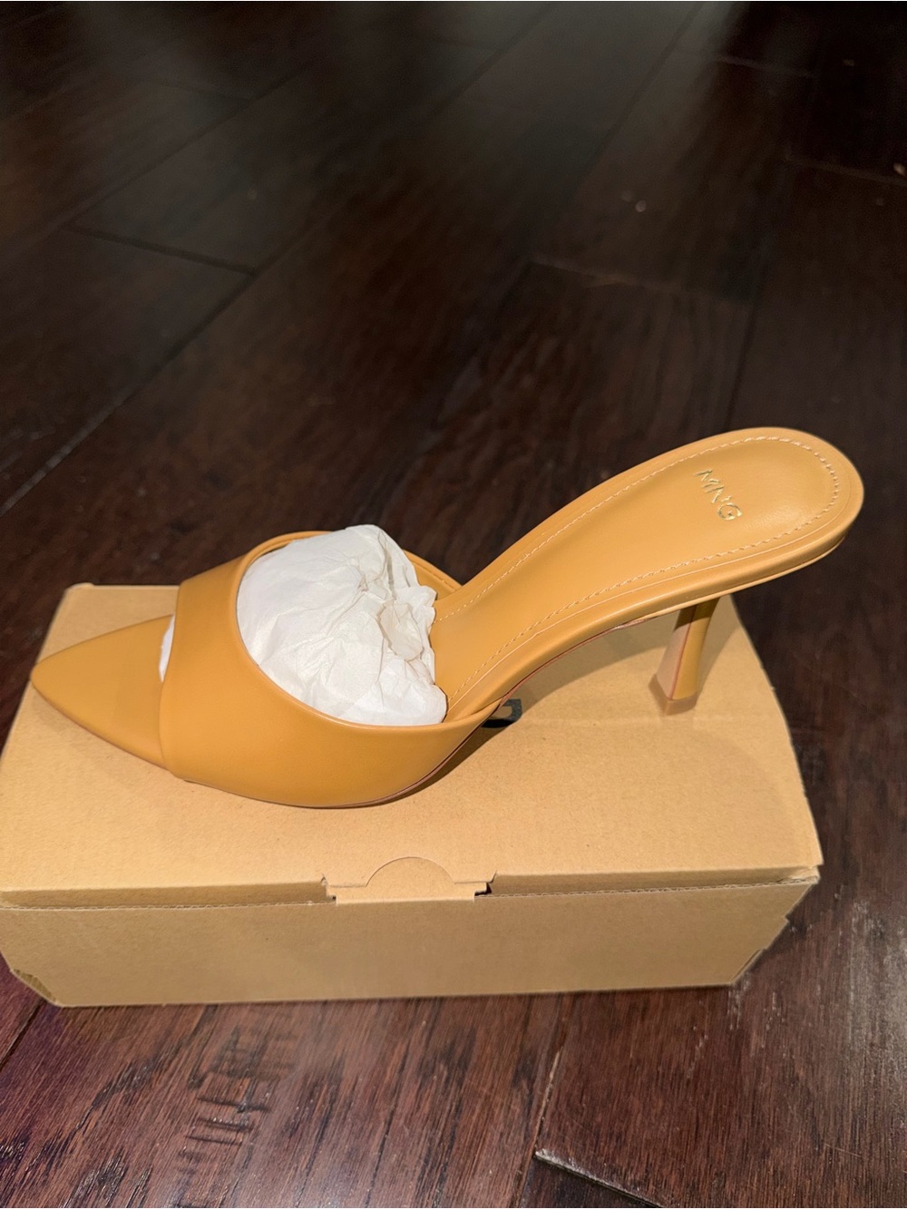 New- Mango Pointed-Toe Mule Heels